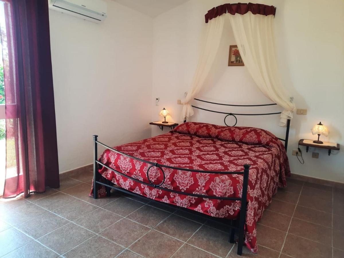 Agriturismo Le Colline Di קפאלביו מראה חיצוני תמונה