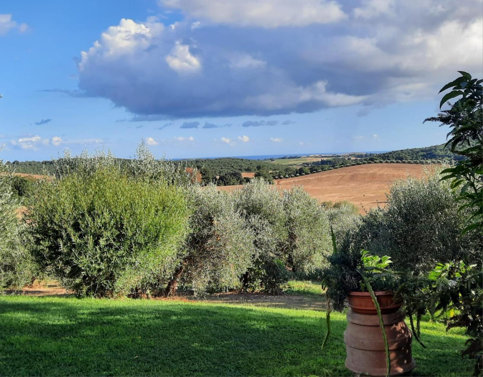 Agriturismo Le Colline Di קפאלביו מראה חיצוני תמונה