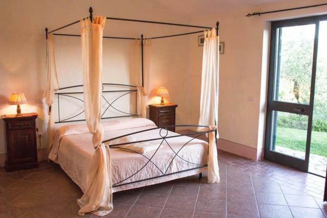Agriturismo Le Colline Di קפאלביו מראה חיצוני תמונה